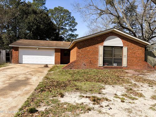 2523 San Lorenzo St, Gautier, MS, 39553-6832 | Card Image