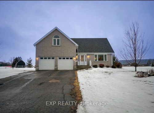 368 Mcandrew Ave, Renfrew, ON, K7V3X5 | Card Image