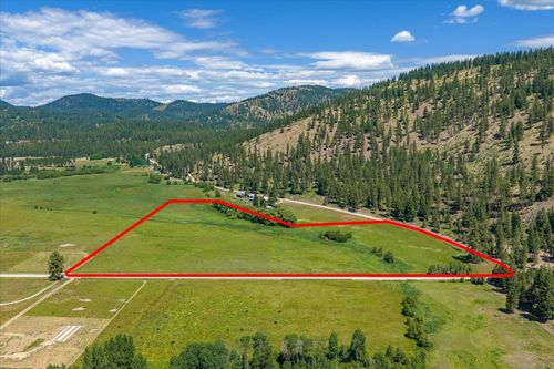 29xx Red Marble Rd, Chewelah, WA, 99109 | Card Image