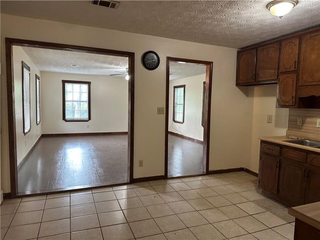 1253 Todiway Ct, House other with 3 bedrooms, 2 bathrooms and null parking in Jonesboro GA | Image 6