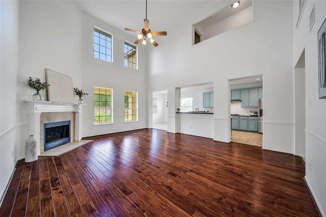 10802 Lake Raven Ct, House other with 4 bedrooms, 4 bathrooms and 2 parking in Cypress TX | Image 7