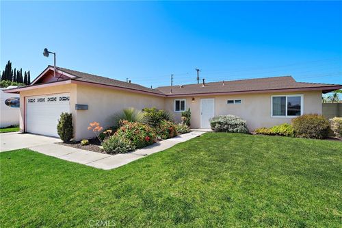 9051 Carnation Dr, Westminster, CA, 92683-7305 | Card Image