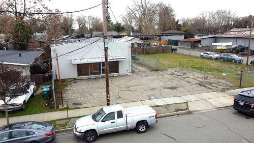 631 N Sacramento St, Lodi, CA, 95240-1257 | Card Image