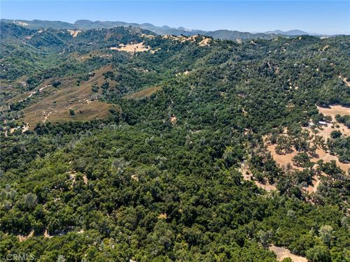 8600 Fawn Ln, Paso Robles, CA, 93446-8707 | Card Image