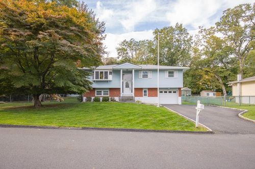 1 Lilburn Drive, Stony Point, NY, 10980 | Card Image