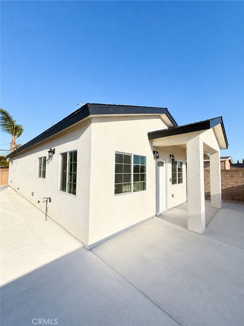 7684 Ruthann Ave, Stanton, CA, 90680-3126 | Card Image