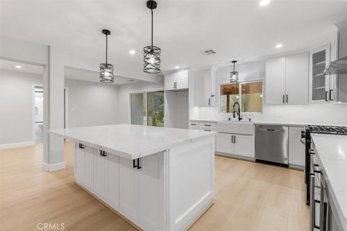 34217 Mabana St, Agua Dulce, CA, 91390-2852 | Card Image