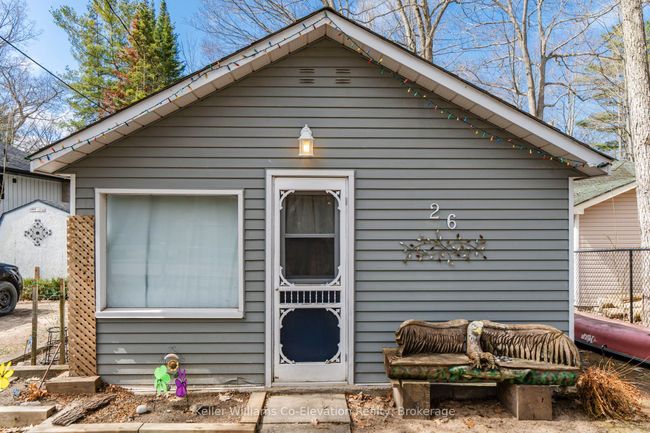 26 Boblyn Rd, House other with 2 bedrooms, 1 bathrooms and 4 parking in Tiny ON | Image 4
