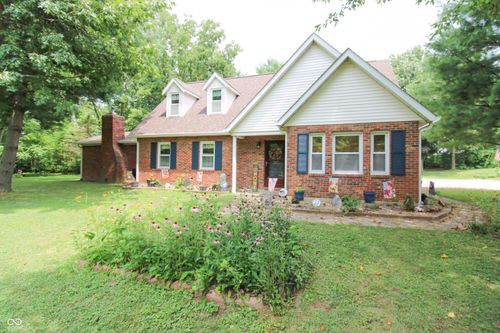 7390 N 325 W, Fairland, IN, 46126-9761 | Card Image