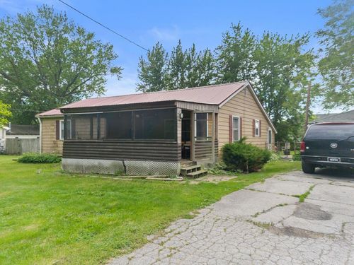 13722 Birch St, Cedar Lake, IN, 46303-9283 | Card Image