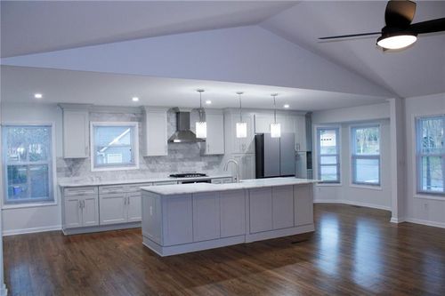 1157 Mountain Springs Dr Nw, Kennesaw, GA, 30144-5613 | Card Image