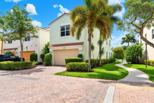 1570 Nw 48th Pl, Boca Raton, FL, 33431-3339 | Card Image