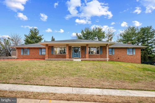 1958 High St, YORK, PA, 17408-1563 | Card Image