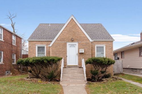 125 Warren St, Calumet City, IL, 60409-4815 | Card Image