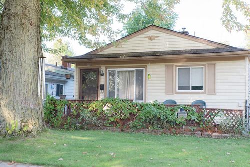 4460 Detroit St, Dearborn Heights, MI, 48125-3210 | Card Image