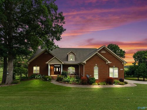 123 Morning Mist Drive, Huntsville, AL, 35811 | Card Image