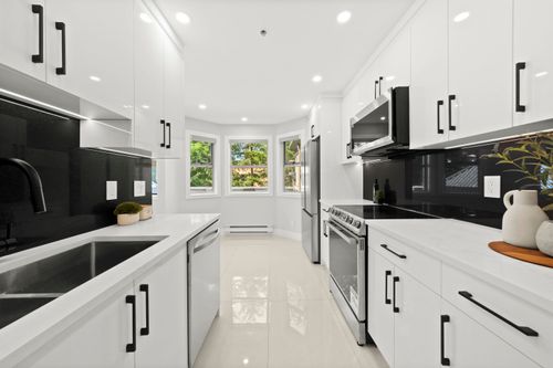 303-2615 Jane St, Port Coquitlam, BC, V3C3K3 | Card Image