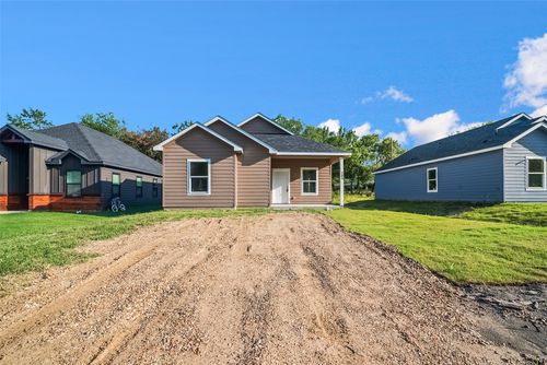209 W Elm St, Whitewright, TX, 75491 | Card Image