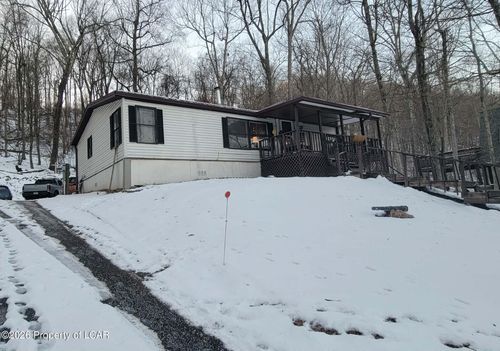 1166 Woodhaven Dr, White Haven, PA, 18661-2806 | Card Image