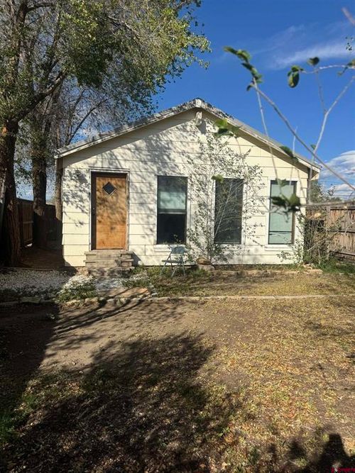 a-1123 N Cascade Ave, Montrose, CO, 81401-3150 | Card Image