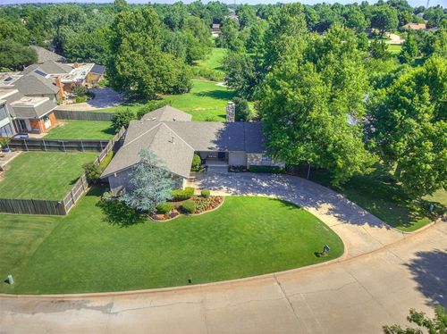 3305 Brookhollow Road, Oklahoma City, OK, 73120 | Card Image