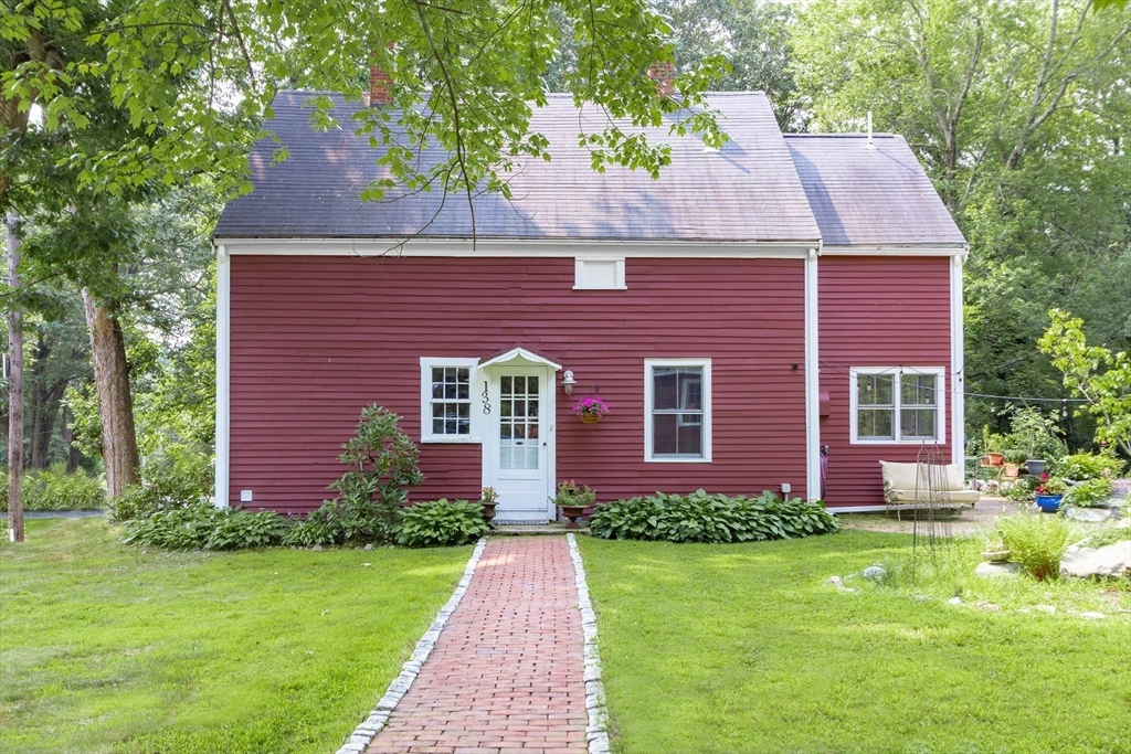 Mill St, Westwood, MA 02090