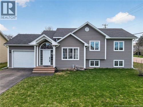 1 Sebastien St, Shediac, NB, E4P0K7 | Card Image