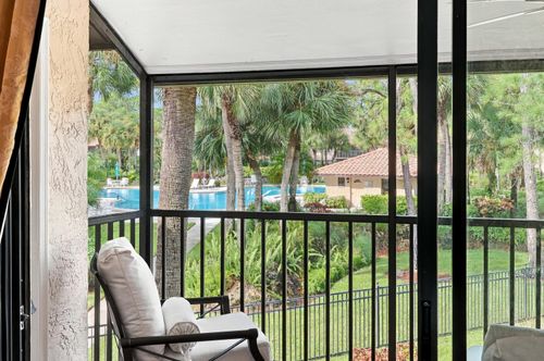 10-3231 Horse Carriage Way, NAPLES, FL, 34105-2840 | Card Image