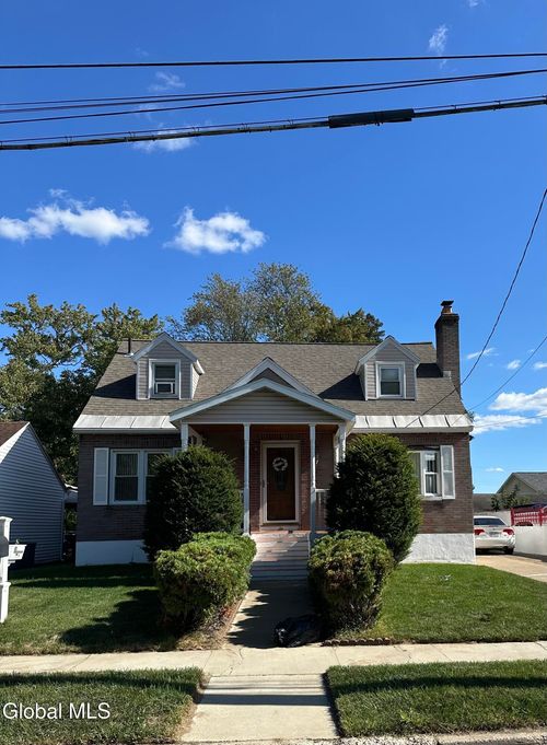 6 Elliott Ave, Schenectady, NY, 12304-1706 | Card Image