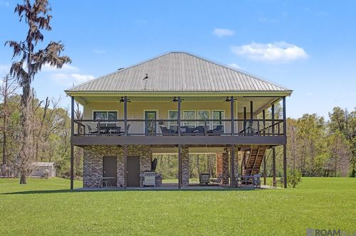17693 Cove Ln, Port Vincent, LA, 70726-8163 | Card Image