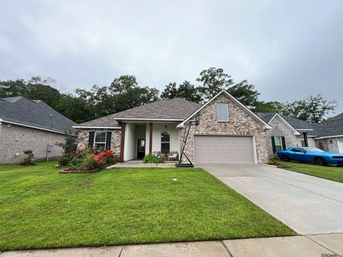 18945 Corlis Green Dr, Zachary, LA, 70791 | Card Image