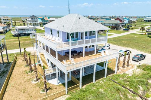 13030 Jolly Roger Dr, Freeport, TX, 77541-9827 | Card Image