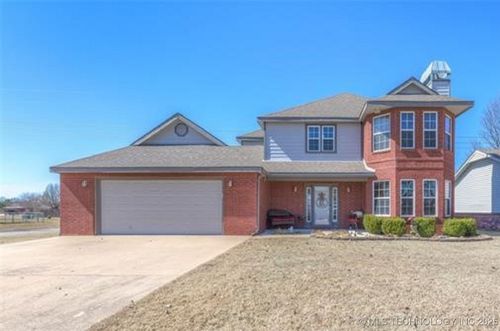 1314 Ford Circle Dr, Wagoner, OK, 74467-7018 | Card Image