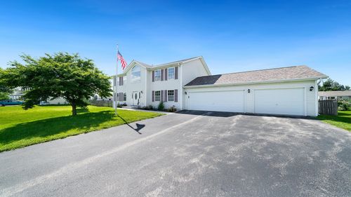 10950 Cotton Thistle, Roscoe, IL, 61073-6395 | Card Image