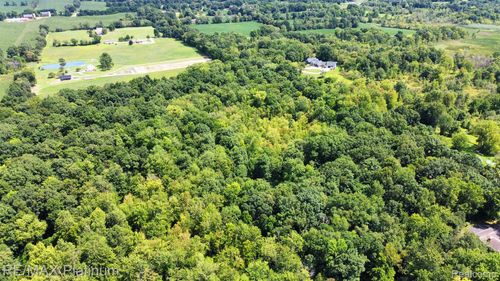 V/L Read Road, Hartland Township, MI, 48430 | Card Image