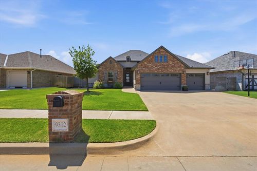 9312 Nw 81st St, Yukon, OK, 73099-8857 | Card Image