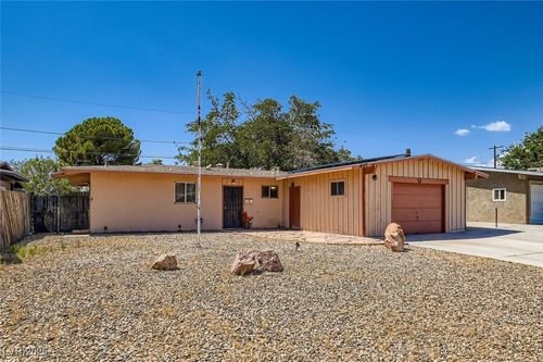 4117 El Cederal Ave, Las Vegas, NV, 89102-3745 | Card Image