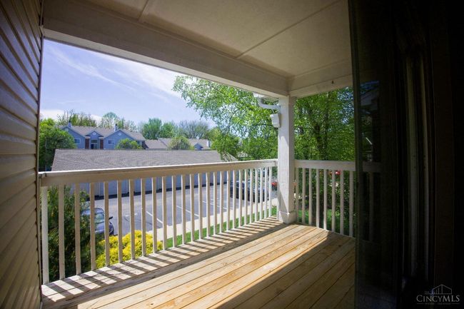 12041 Carrington Ln, Condo with 2 bedrooms, 2 bathrooms and null parking in Loveland OH | Image 20
