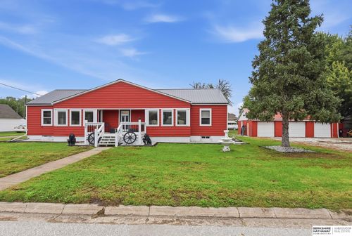 430 W 11th St, Decatur, NE, 68020-2093 | Card Image