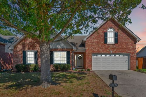 7008 Somerset Farms Cir, Nashville, TN, 37221-2378 | Card Image