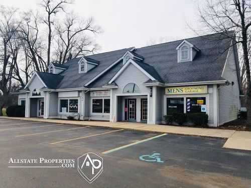 1184 S Belsay Rd, Burton, MI, 48509-1921 | Card Image