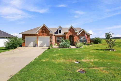 212 Autry Blvd, Gunter, TX, 75058-2114 | Card Image
