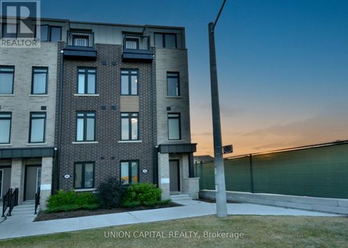 48 Case Ootes Dr, North York, ON, M4A0A9 | Card Image