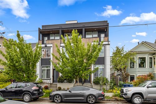 b-2440 Nw 60th St, Seattle, WA, 98107-3255 | Card Image