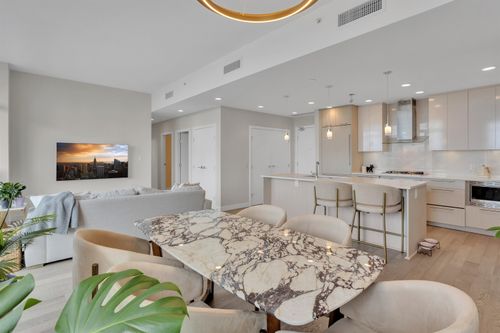 505-5033 Cambie St, Vancouver, BC, V5Z0H6 | Card Image