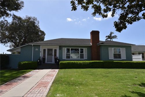 5422 E Harvey Way, Long Beach, CA, 90808-1453 | Card Image