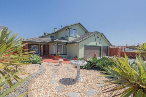 385 Hillcrest Ave, Marina, CA, 93933-3600 | Card Image