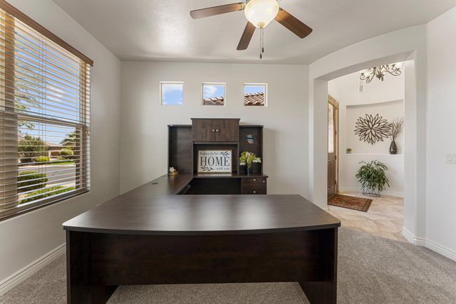 Room off Entry Way | Image 27