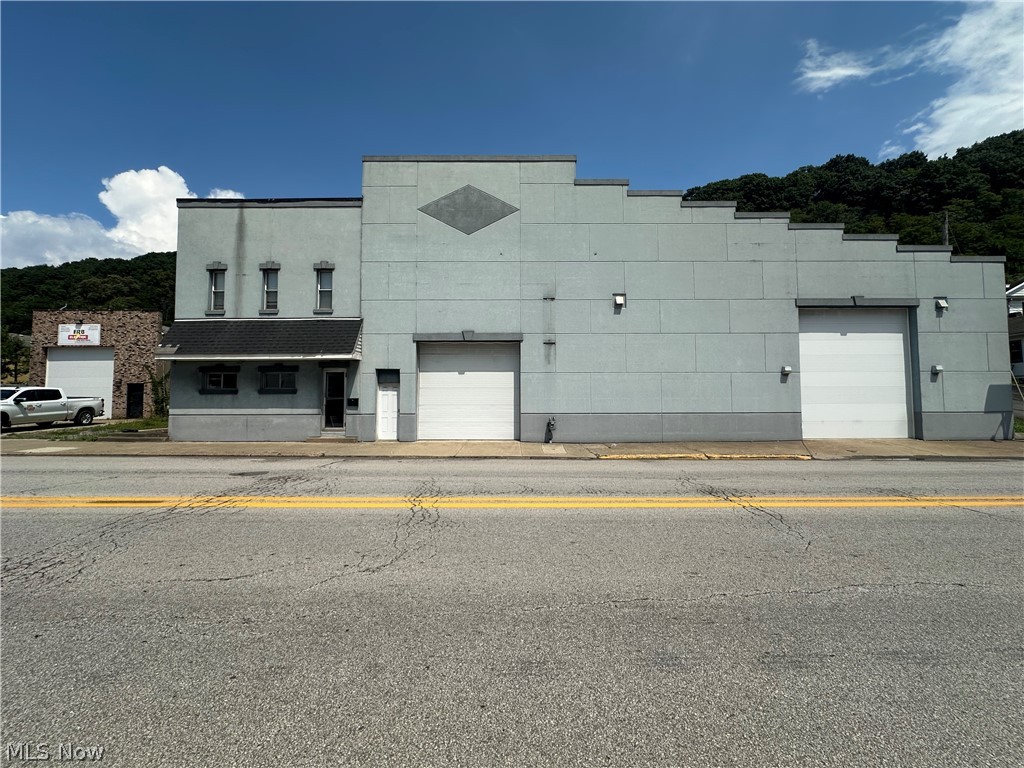 514 Main St, Follansbee, WV 26037