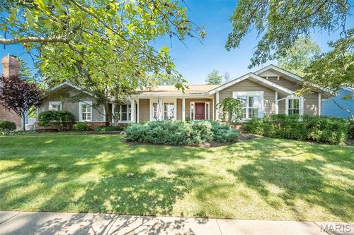 14569 Crossway Ct, Chesterfield, MO, 63017-8016 | Card Image